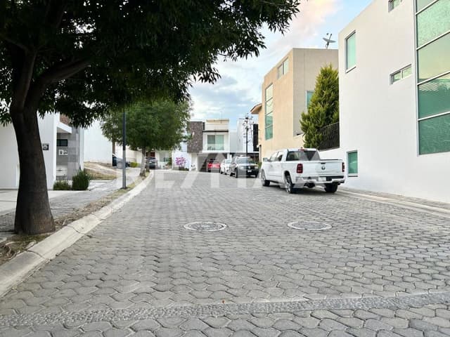 Casa en venta de Lomas de Angelópolis