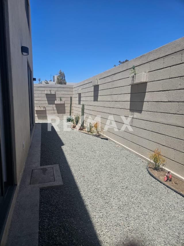 VENTA DE CASA EN FRACCIONAMIENTO MALLORCA RESIDENCE QUERETARO