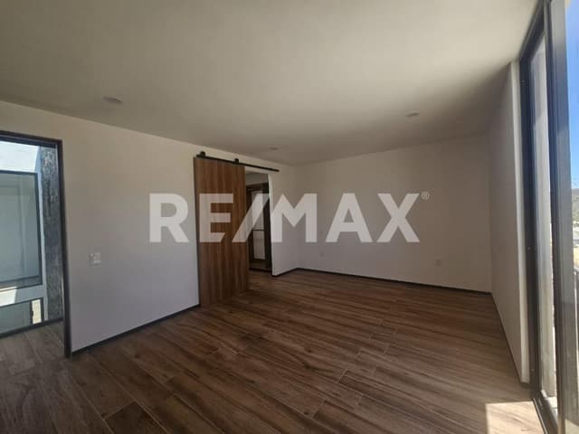 VENTA DE CASA EN FRACCIONAMIENTO MALLORCA RESIDENCE QUERETARO