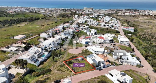 TERRENO EN VENTA DE 750 M2 O 375 M2, EN BAJA MALIBU, TIJUANA