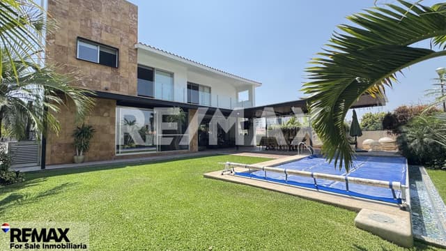 Venta de casa en Paraíso Country Club, Emiliano Zapata, Morelos...Clave 5579