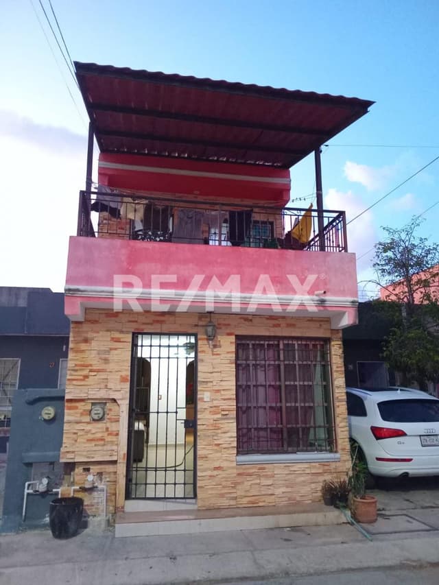 CASA EN VENTA EN PASEOS KABAH, CANCÚN, QUINTANA ROO