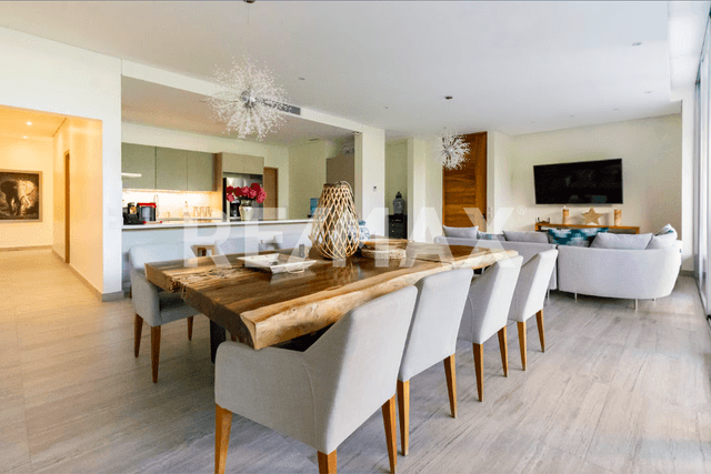 4-Bedroom Condo for Sale in Mara Residences, Playacar