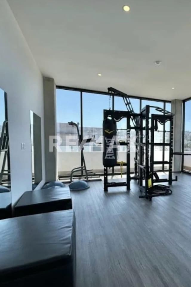 DEPARTAMENTO CON VISTA DE 180 GRADOS EN LA FRONTERA .