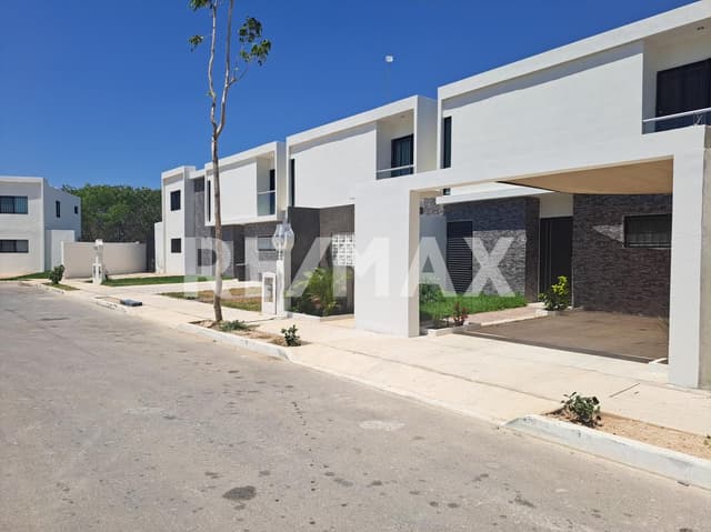 Casa nueva en renta en Las Américas IV, mod. Miami ampliado, Mérida Yucatán