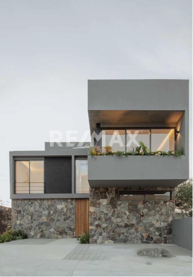 Venta de casa nueva en Lago de Juriquilla de 4 habitaciones en zona Residencial con Amenidades y Seguridad