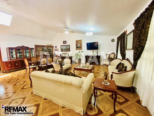 Venta de casa con alberca en fracc., acceso controlado, Jiutepec, Morelos...Clave 5590 