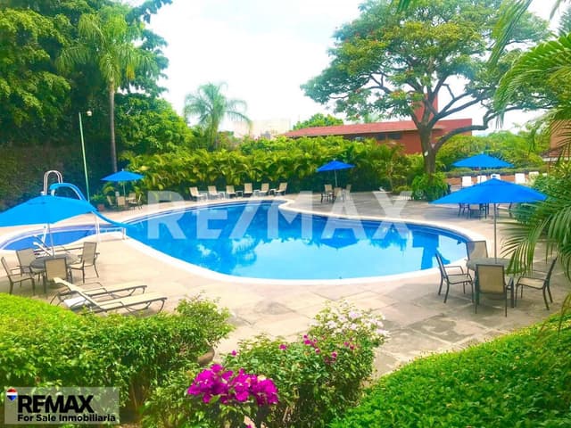 Venta de departamento en planta baja, Acapatzingo, Cuernavaca, Morelos...Clave 5594