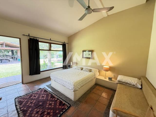 Venta de casa dentro del Fracc. Lomas de Jiutepec, en Morelos (Un Nivel)...Clave 5596