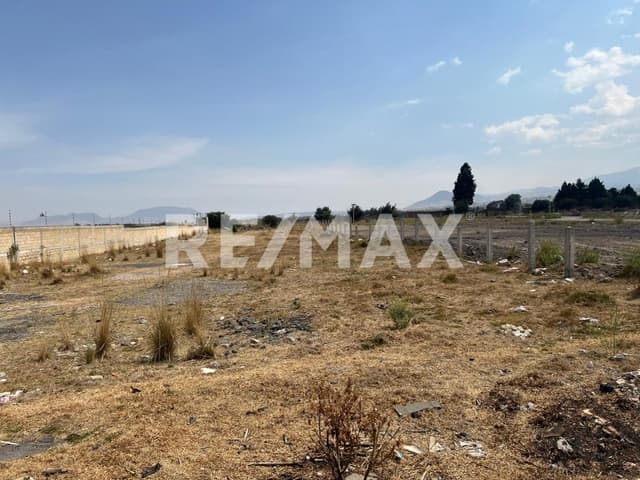 Terreno en Venta H333A, con Factibilidad de Servicios, a pie de calle Metepec, Estado de México