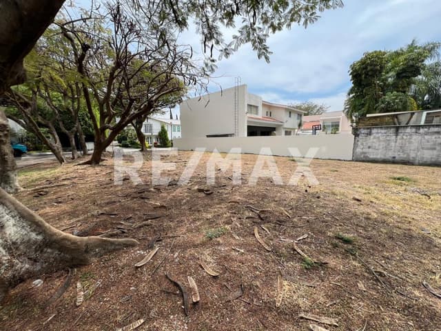 Venta de terreno en Kloster Sumiya, Jiutepec, Morelos...Clave 5613