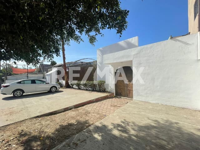 LOCAL EN RENTA DE 505 M2, COL. BUENOS AIRES, TIJUANA