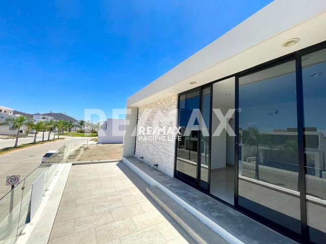 CASA EN VENTA EN RESIDENCIAL ALTABRISA 1813