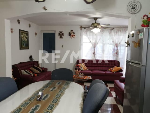 SE VENDE CASA EN JARDINES DE CASA NUEVA, ECATEPEC