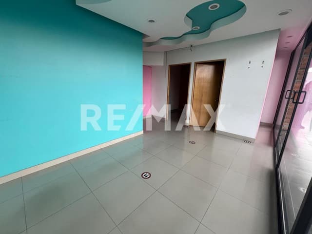 En RENTA Local Comercial Plaza Mayor I (19), Metepec Estado de México 