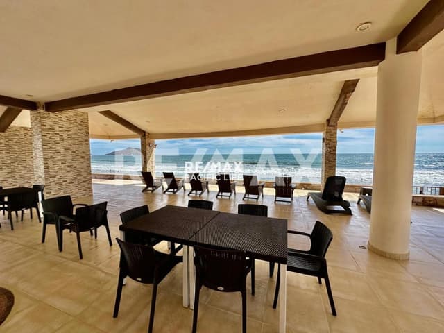 CASA EN VENTA EN CLUB PALMAS