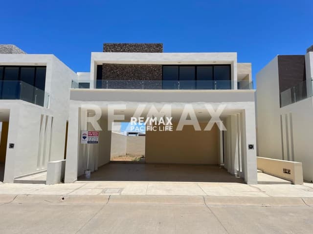 CASA EN VENTA EN ALTABRISA RESIDENCIAL 1814