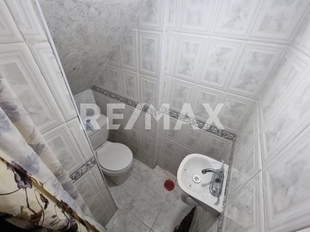 CASA EN VENTA EN SAN JUAN DE ARAGON