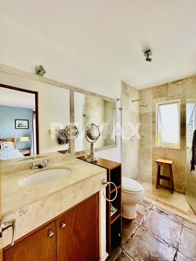 Renta de casa sola en Lomas de la Selva, Cuernavaca, Morelos...Clave 5626