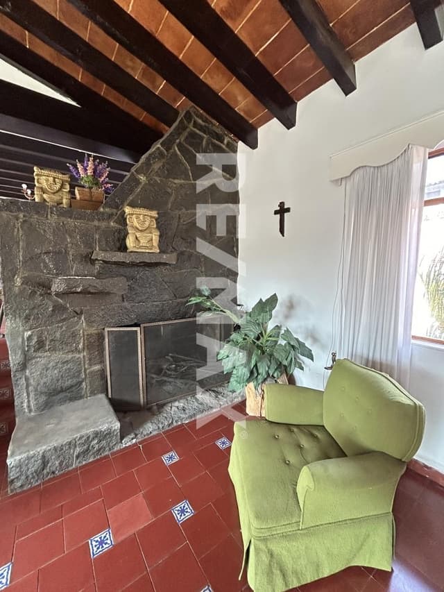 Venta de casa sola en Tlaltenango, Cuernavaca, Morelos...Clave 5627