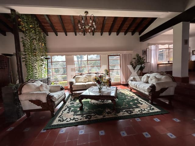 Venta de casa sola en Tlaltenango, Cuernavaca, Morelos...Clave 5627