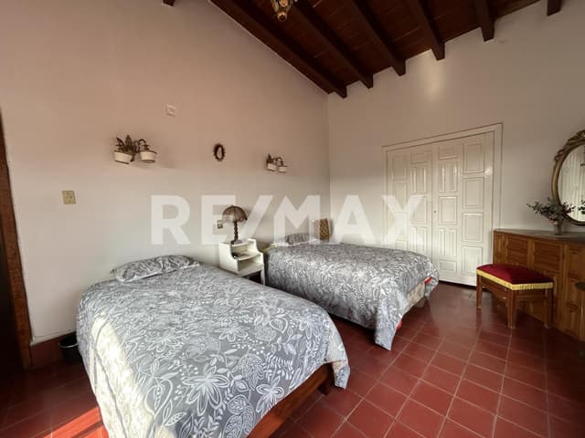 Venta de casa sola en Tlaltenango, Cuernavaca, Morelos...Clave 5627