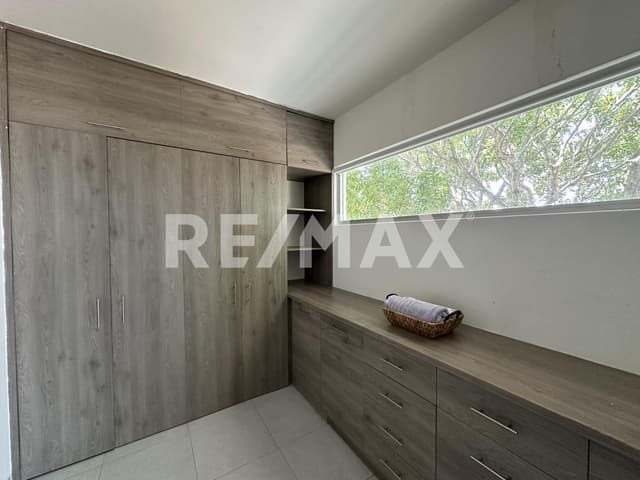 Venta de casa en Fraccionamiento, Tequesquitengo, Morelos...Clave 5635