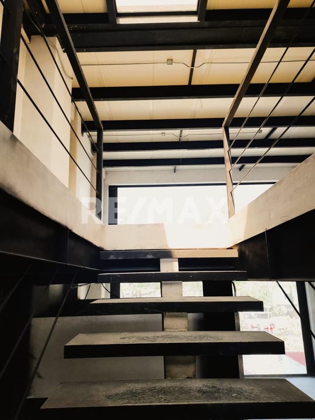 Renta Oficina en Calzada de Tlalpan, Col. Avante, Alcaldía Coyoacán, CDMX