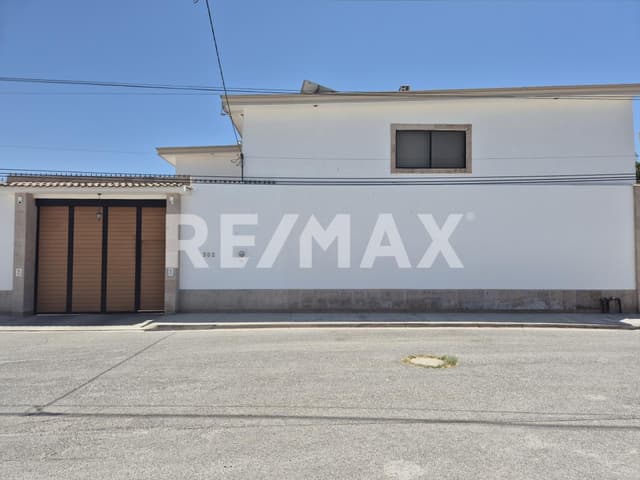 CASA EN VENTA EN RESIDENCIAL CAMPESTRE LA ROSITA