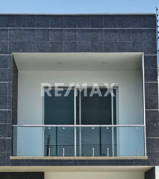 Pre-venta de casa con roof garden, Col. Lomas Trujillo, Emiliano, Zapata, Morelos…Clave 5644