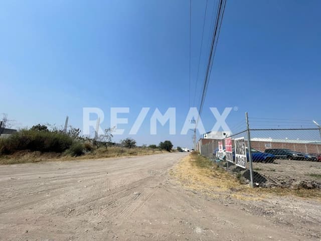 BODEGA  EN RENTA CERCA DEL CONIN