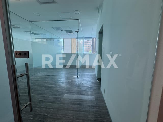 Renta Oficina en Prolongación Paseo de la Reforma, Santa Fe Cuajimalpa, CDMX