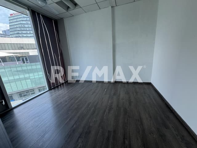 Renta Oficina en Prolongación Paseo de la Reforma, Santa Fe Cuajimalpa, CDMX