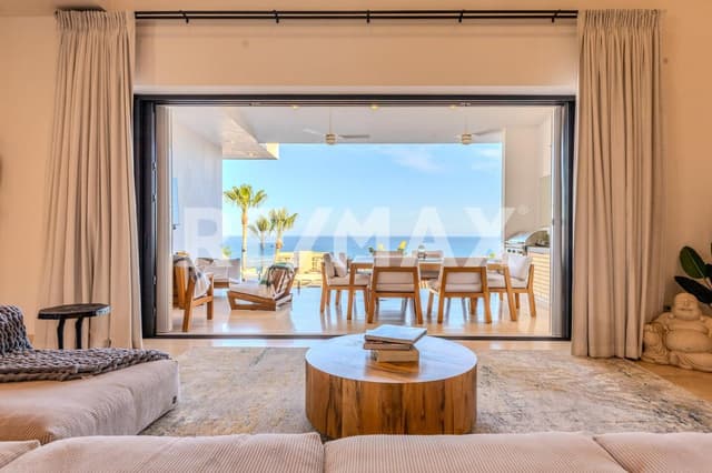 11 B LOS FRAILES LA JOYA- MLS 25-2182