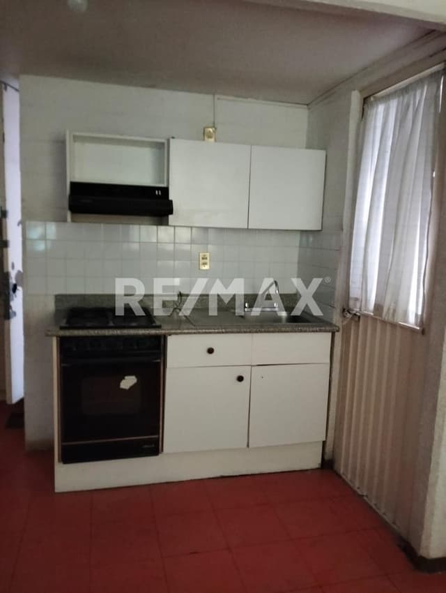 Departamento en venta sobre calle Luis Moya, Colonia Centro Histórico