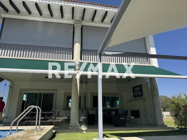 CASA EN VENTA EN CONDOMINIO  TEQUISQUIAPAN 