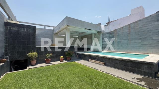 Venta de casa en el Fracc. Las Fincas, Jiutepec, Morelos...Clave 5648