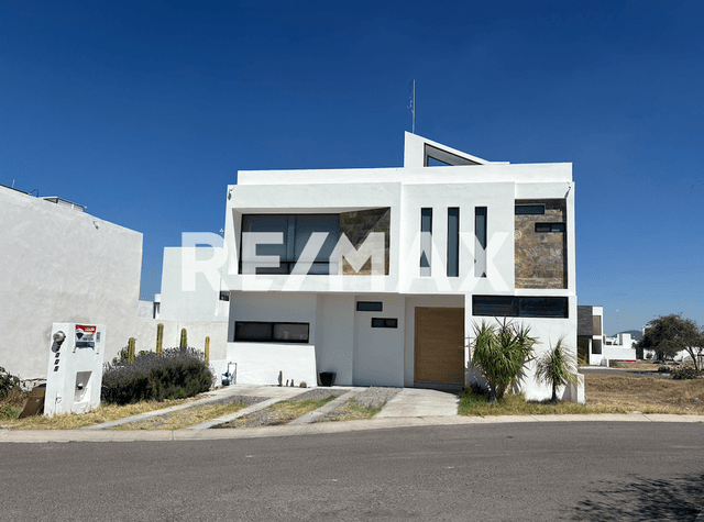 CASA EN CONDOMINIO EN  VENTA EN  BIO GRAND JURIQUILLA 