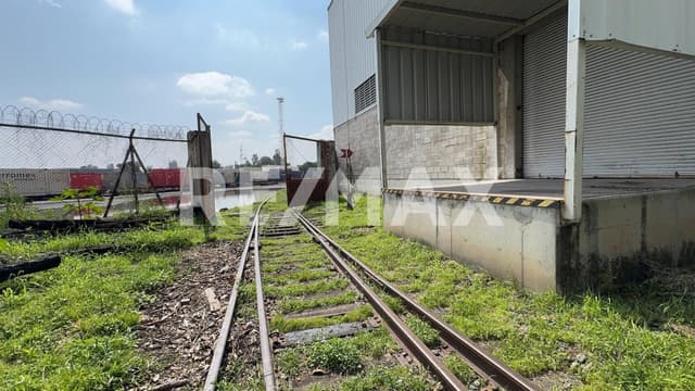 Bodega-Industrial en renta, Ferrocarril, Guadalajara.