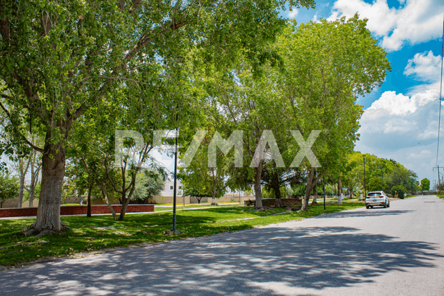 TERRENO EN VENTA EN LAS TROJES