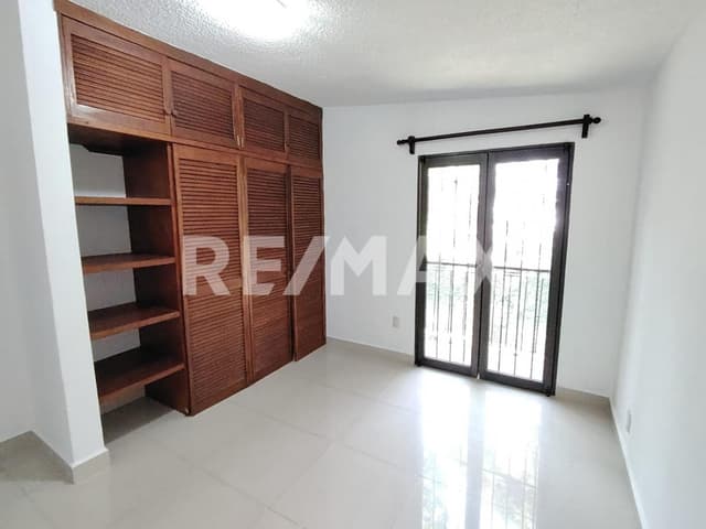 Venta de casa en Condominio, Col. Los Volcanes, Cuernavaca, Morelos...Clave 5666