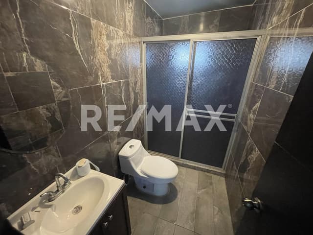 Casa en renta en Residencial Toledo I