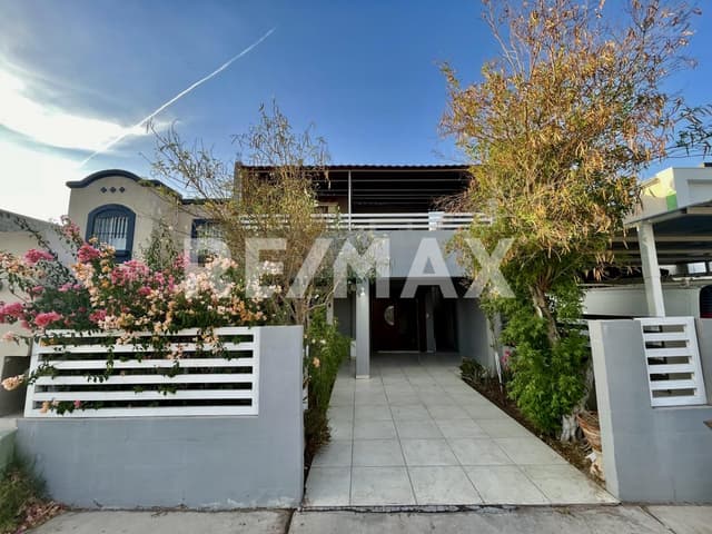 Casa en renta en Residencial Toledo I