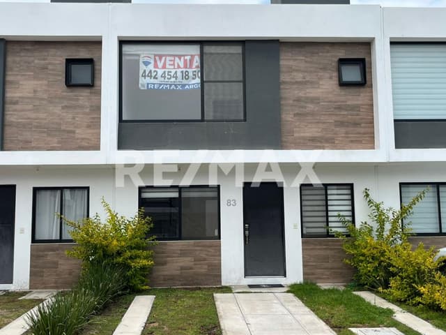 VENTA CASA EN RISCOS ALLEGRO ZAKIA