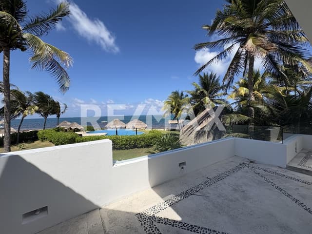 Villa Sole - Oceanfront 4-Bedroom Home for Sale