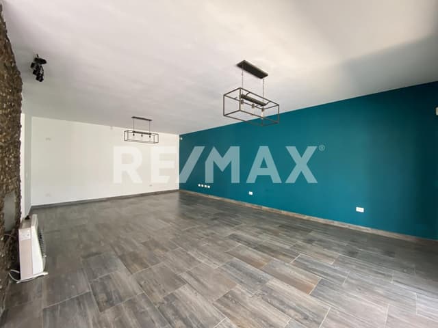 CASA EN VENTA EN RESIDENCIAL PALMA REAL