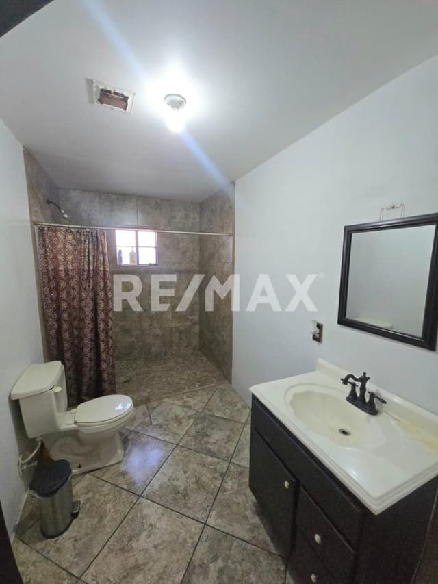 Se vende Casa de 1 planta en Colonia Alamitos (Estatutos Jurìdicos)