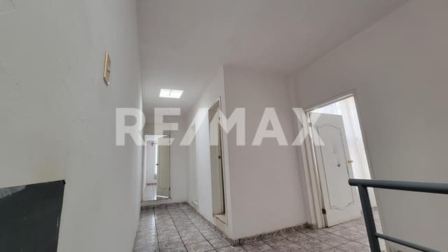 Casa en Venta Fidel Velázquez I, a unos metros de la avenida principal.