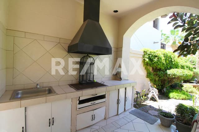 PROPIEDAD EN VENTA EN RESIDENCIAL SAN PEDRO I