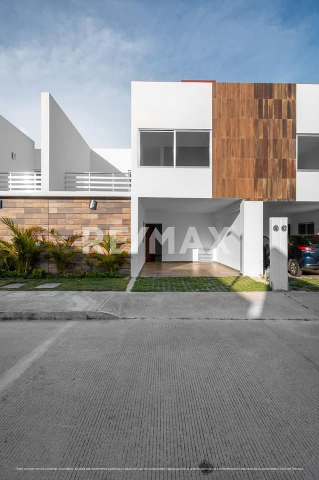 CASA EN VENTA UBICADA EN REAL DE PALMAS 